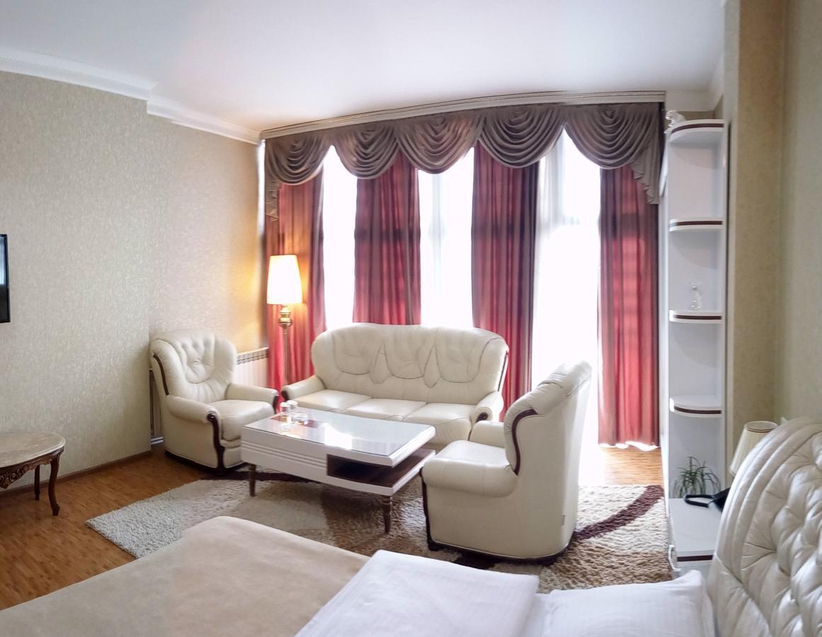 Hotel Agava Tiflis Dış mekan fotoğraf